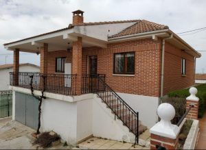 Tordeval Inmobiliaria | CASA CHALET EN RUEDA