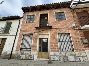Tordeval Inmobiliaria | CASA EN CALLE PRINCIPAL RUEDA
