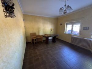 Tordeval Inmobiliaria | ESPECTACULAR CASA CON LOCALES COMERCIALES
