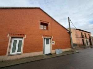 Tordeval Inmobiliaria | CASA EN CASASOLA DE ARION
