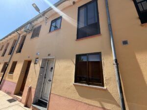 Tordeval Inmobiliaria | CASA EN POLLOS ADOSADA